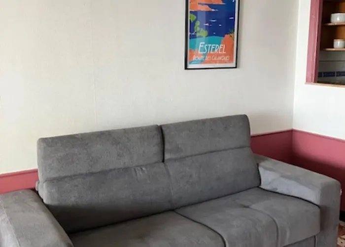 Apartman 29 M With Terrace And View On The Antibes