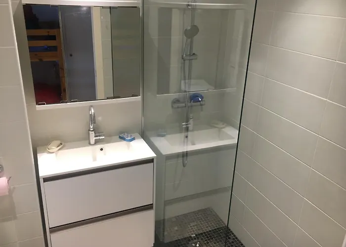 29 M With Terrace And View On The Daire